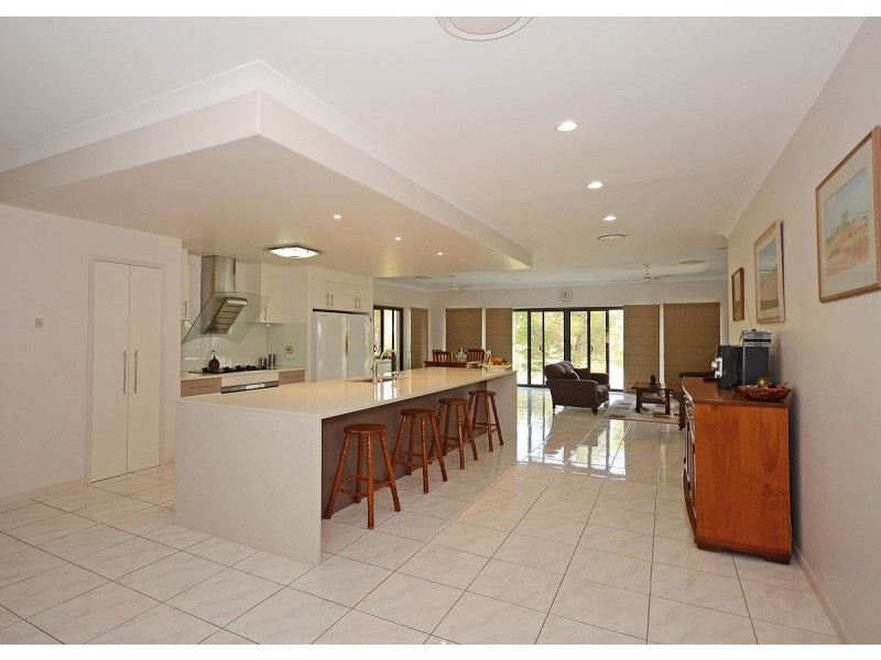 41 Raintree Ave, Burrum Heads QLD 4659