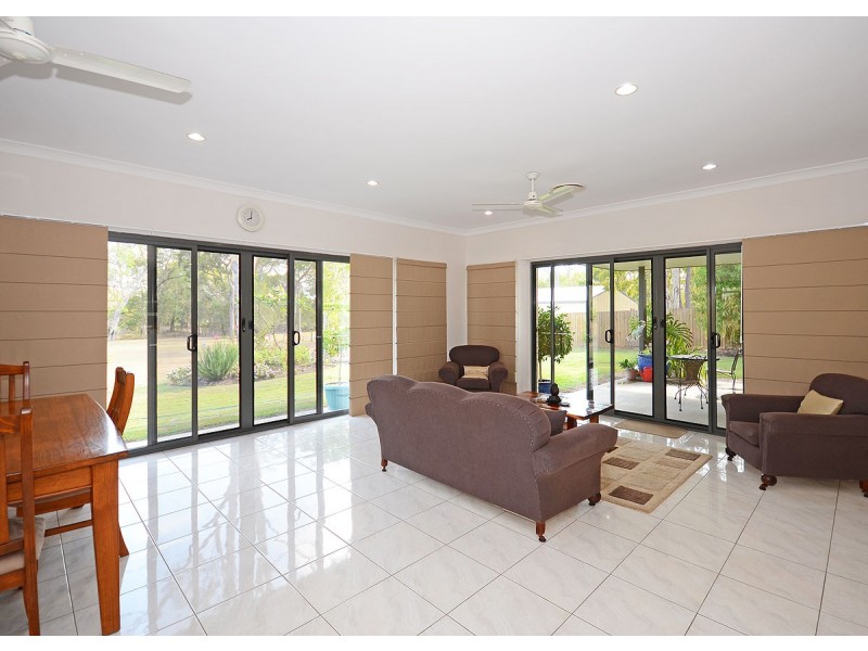 41 Raintree Ave, Burrum Heads QLD 4659