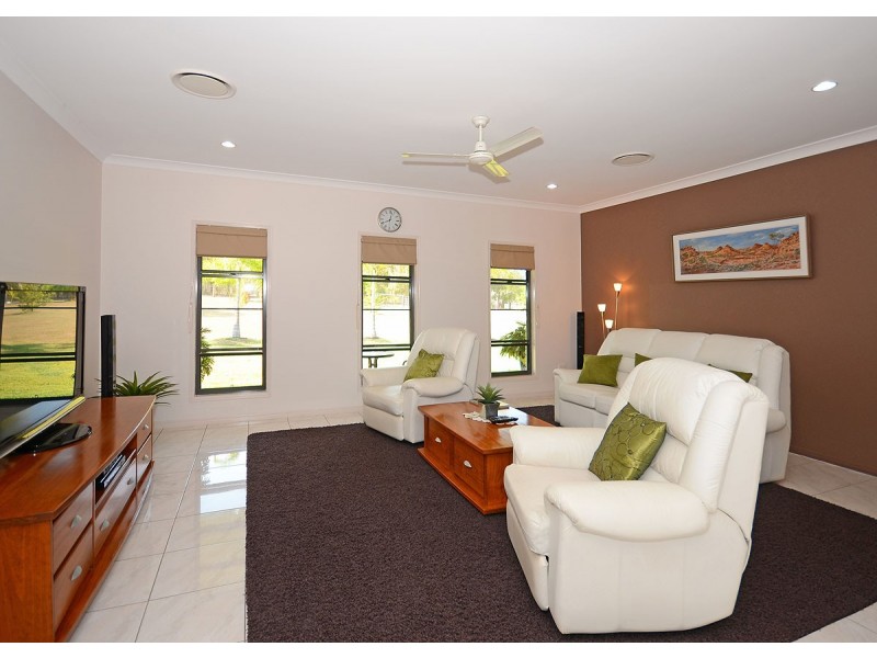 41 Raintree Ave, Burrum Heads QLD 4659