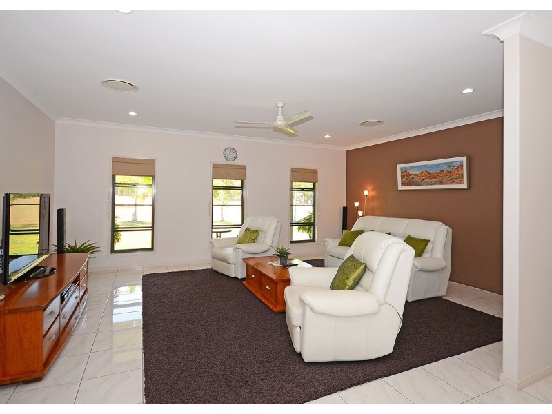 41 Raintree Ave, Burrum Heads QLD 4659
