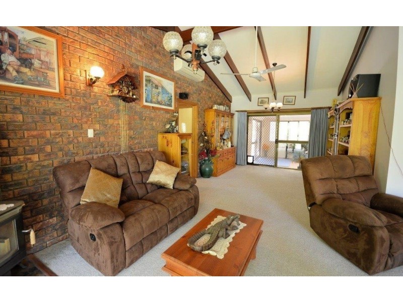 16 Diamantina Drive, Howard QLD 4659
