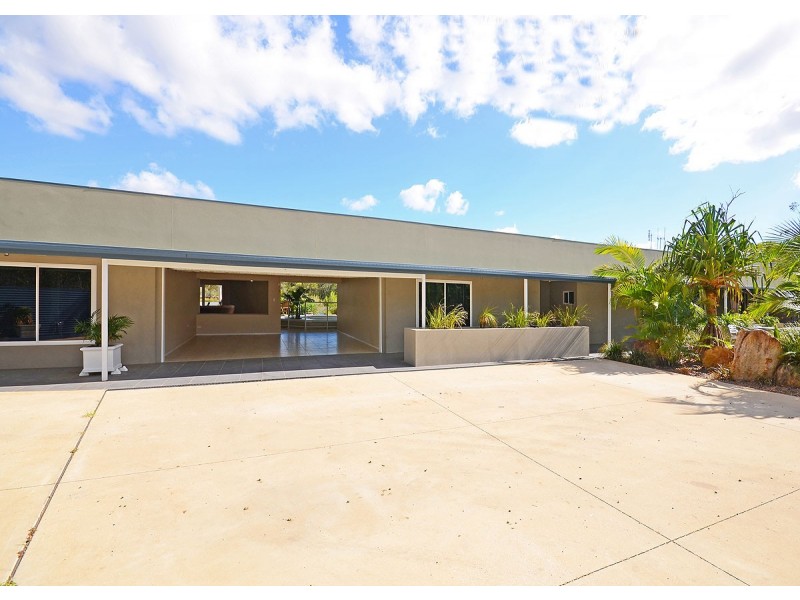 19 Island Close, Pacific Haven QLD 4659