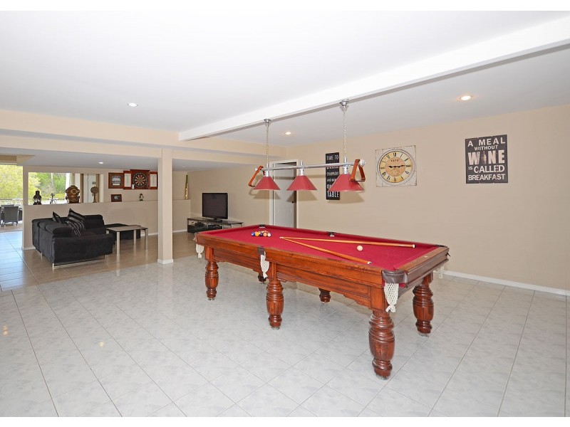 19 Island Close, Pacific Haven QLD 4659