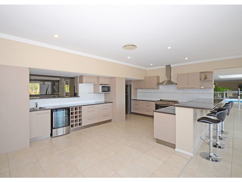 19 Island Close, Pacific Haven QLD 4659