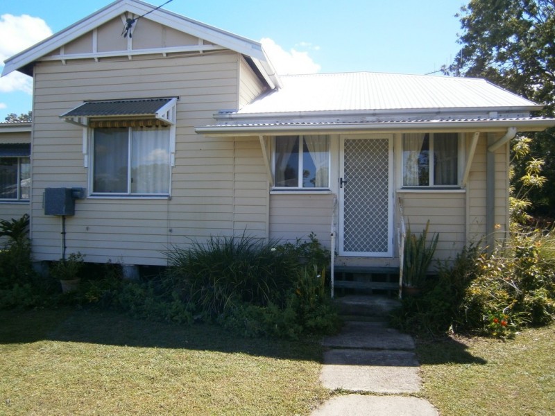 9 Hartley Street, Torbanlea QLD 4662