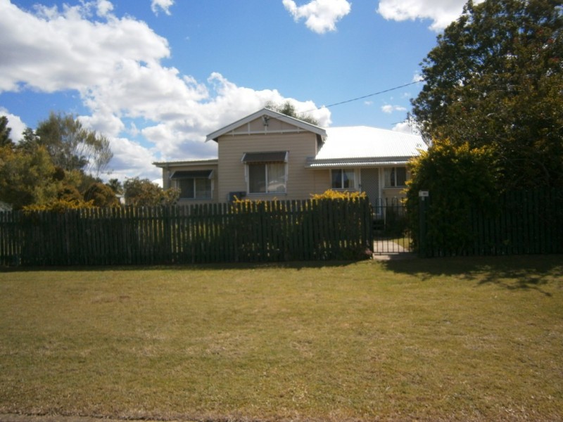 9 Hartley Street, Torbanlea QLD 4662