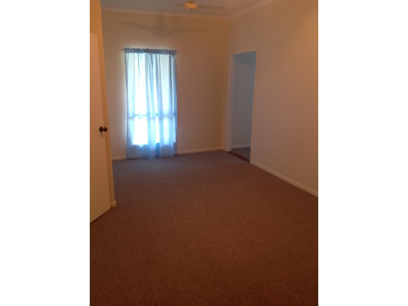 6 Agnes Street, Howard QLD 4659