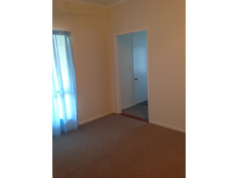 6 Agnes Street, Howard QLD 4659