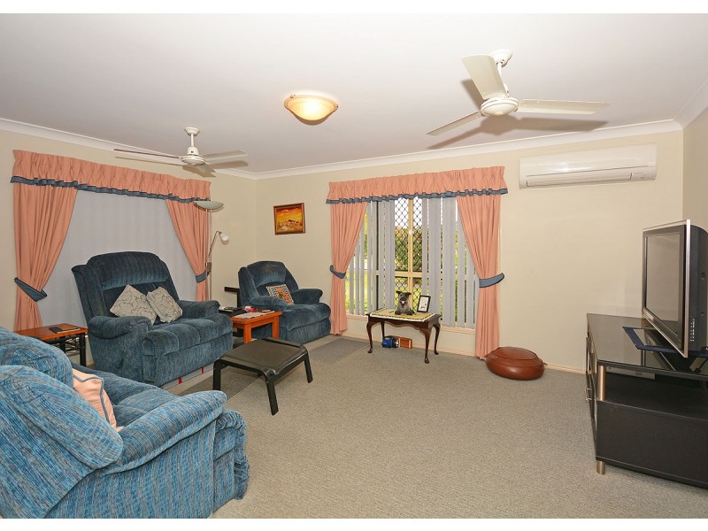 11 Sunrise Crescent, Burrum Heads QLD 4659