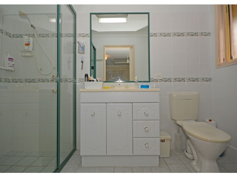 11 Sunrise Crescent, Burrum Heads QLD 4659