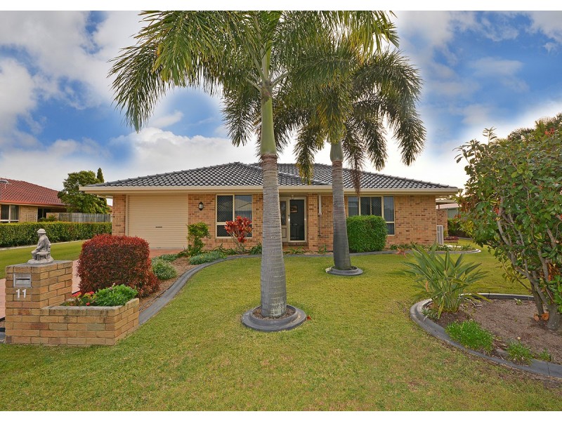 11 Sunrise Crescent, Burrum Heads QLD 4659