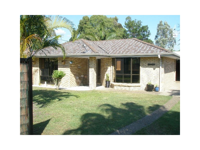 20 Ross Street, Burrum Heads QLD 4659