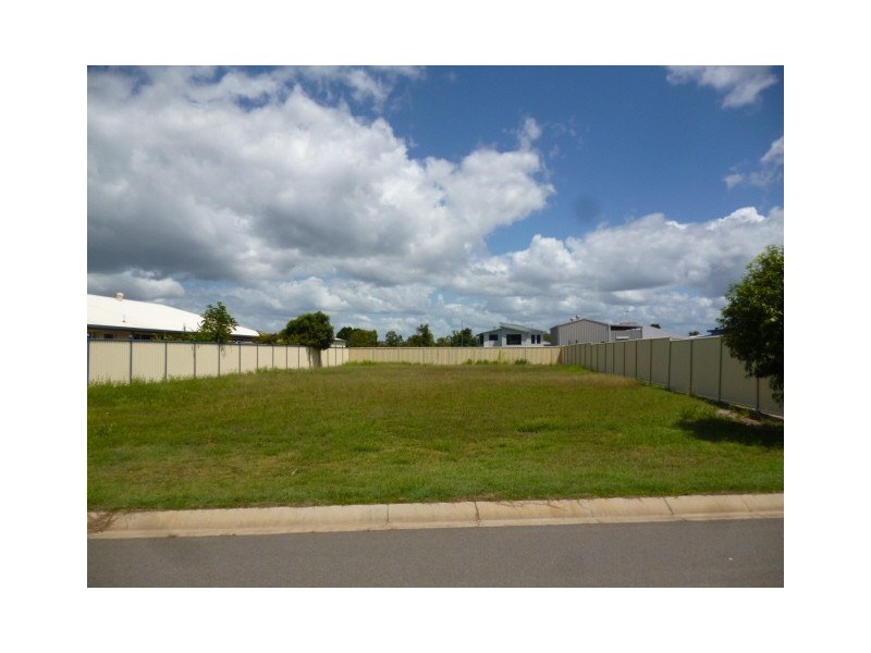 41 Traviston Way, Burrum Heads QLD 4659