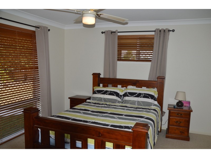 33 Lucas Drive, Burrum Heads QLD 4659