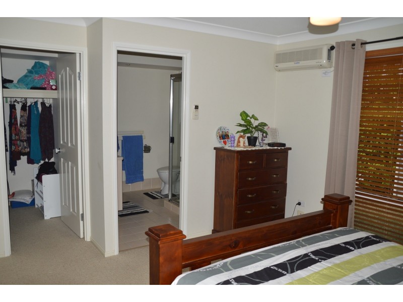 33 Lucas Drive, Burrum Heads QLD 4659