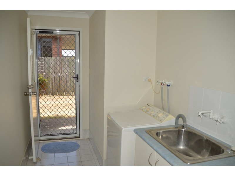 33 Lucas Drive, Burrum Heads QLD 4659