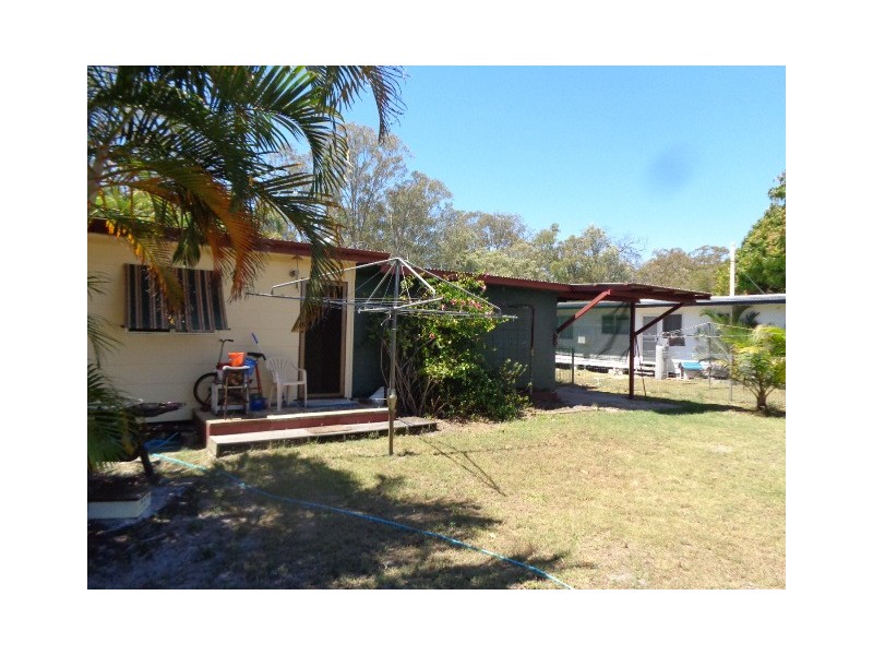 39 Burrum Heads Road, Burrum Heads QLD 4659