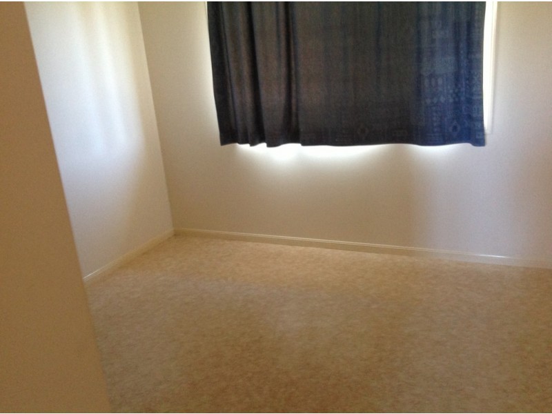 4 Lakes Boulevard, Burrum Heads QLD 4659