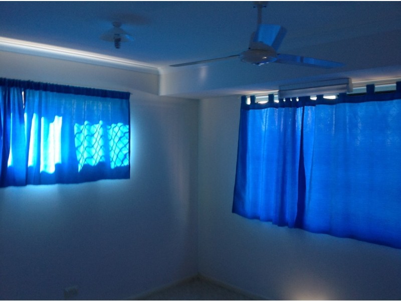 4 Lakes Boulevard, Burrum Heads QLD 4659