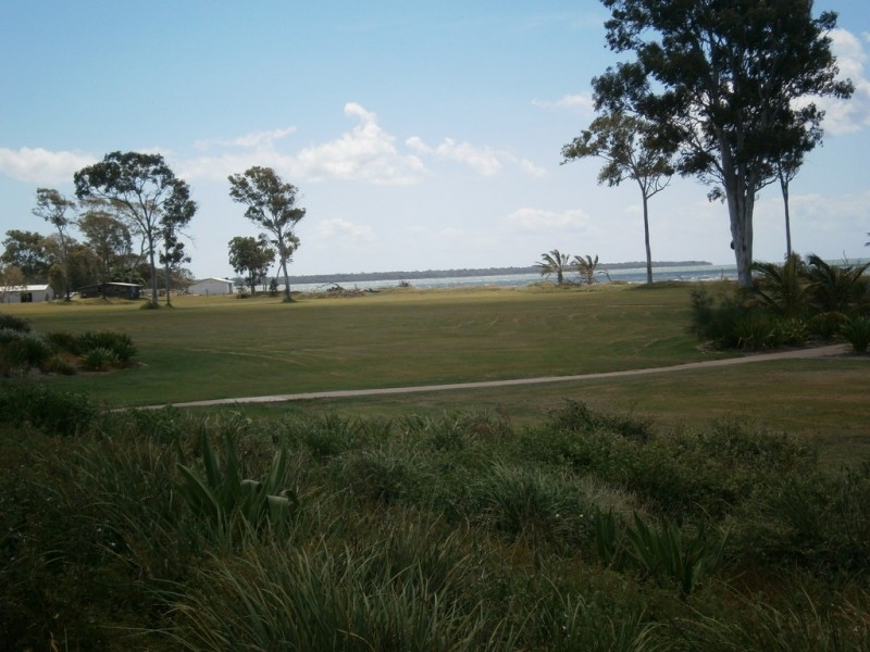 1/3 Seashells Circuit, Burrum Heads QLD 4659