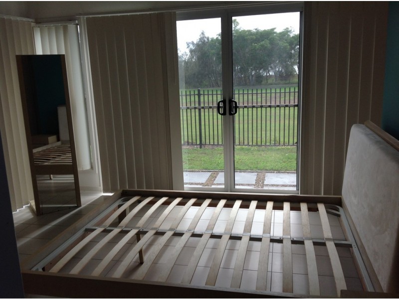 2/3 Seashells Court, Burrum Heads QLD 4659