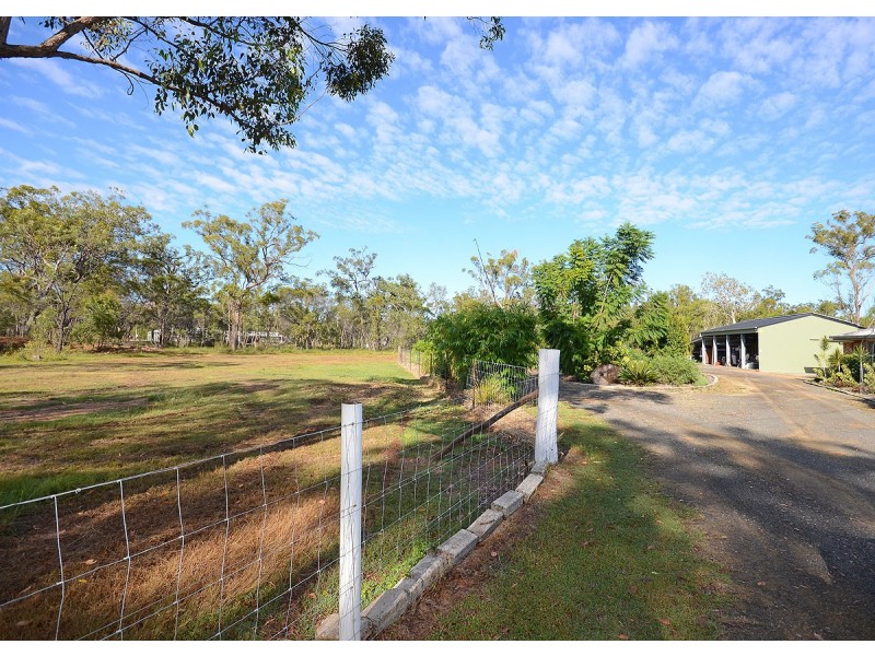 31 Marina Drive, Pacific Haven QLD 4659