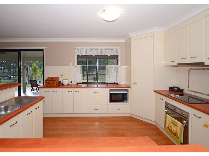 3 Lorikeet Drive, Burrum Heads QLD 4659