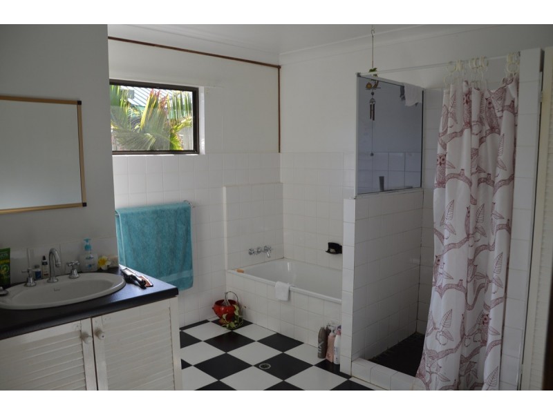 43 Shellcot Street, Toogoom QLD 4655