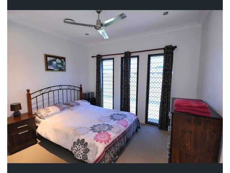 112 Riverview Drive, Burrum Heads QLD 4659