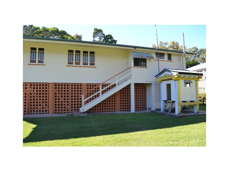 40 Esplanade, Burrum Heads QLD 4659