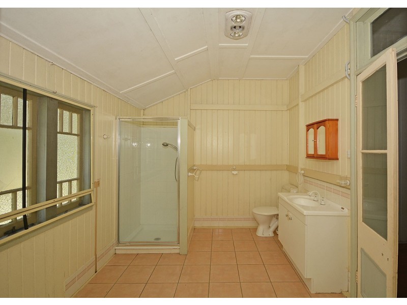 28 Dreamtime Ave, Burrum Heads QLD 4659