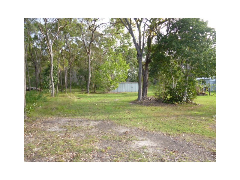 11 Knowland Street, Burrum Town QLD 4659