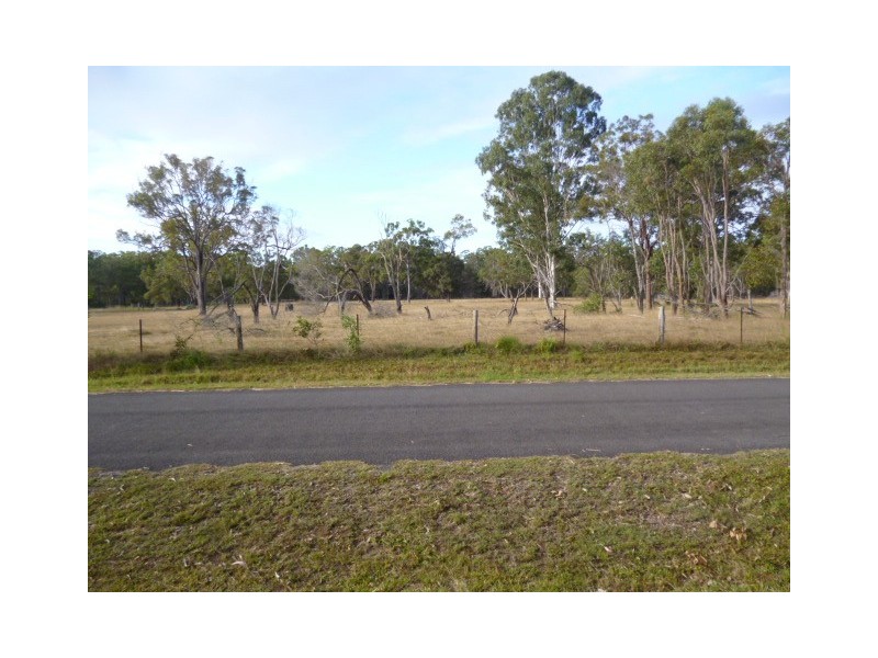 11 Knowland Street, Burrum Town QLD 4659