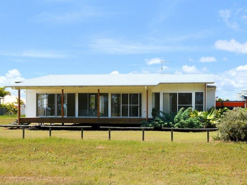 50 Traviston Way, Burrum Heads QLD 4659