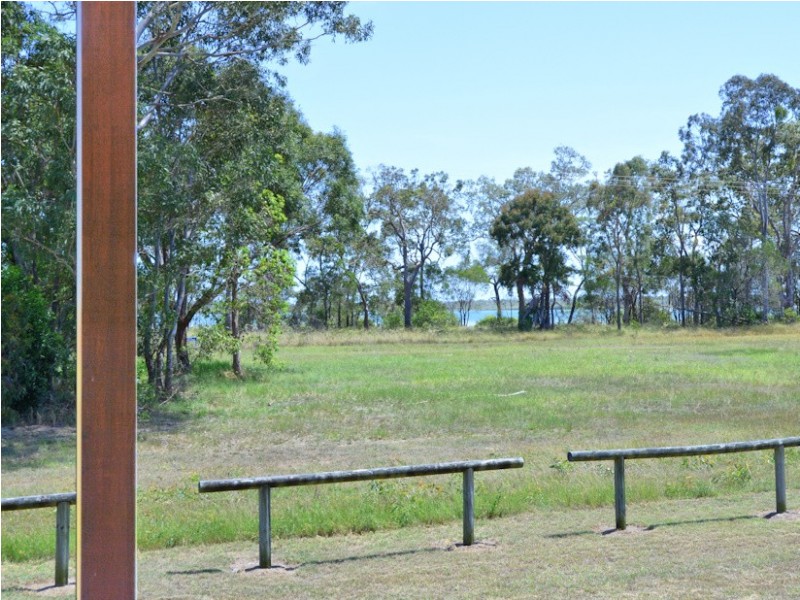 50 Traviston Way, Burrum Heads QLD 4659