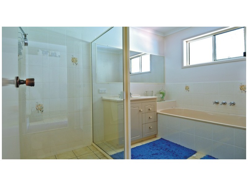 30 Dreamtime Ave, Burrum Heads QLD 4659