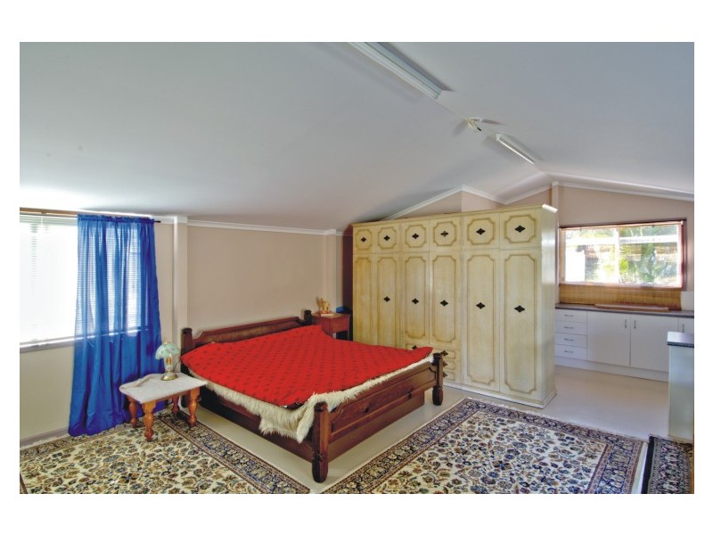 30 Dreamtime Ave, Burrum Heads QLD 4659