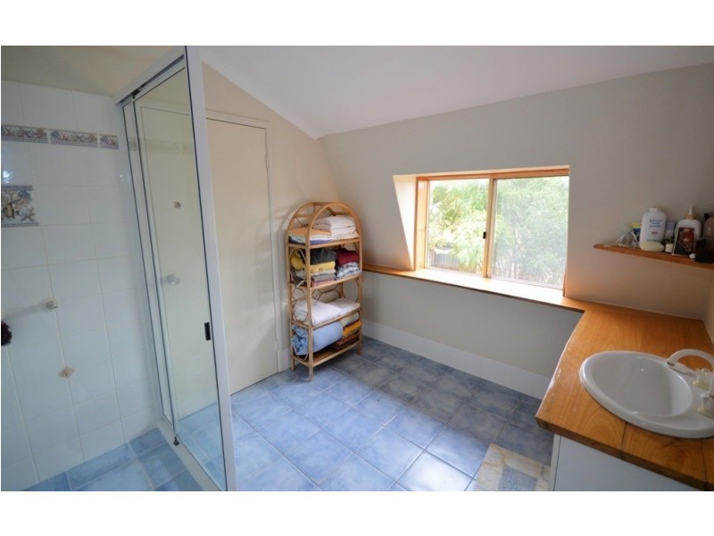 186 Pacific Haven Circuit, Pacific Haven QLD 4659