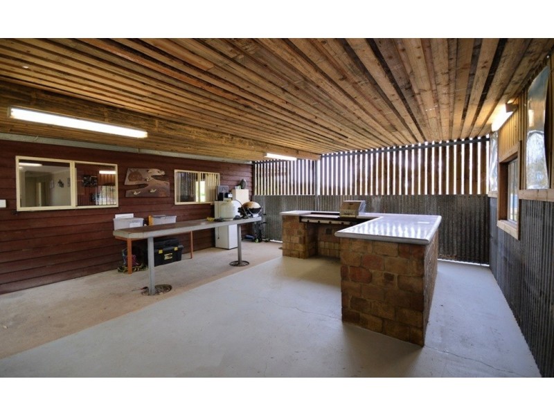 186 Pacific Haven Circuit, Pacific Haven QLD 4659