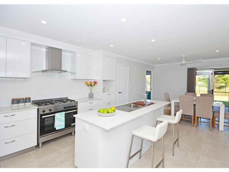 38 Honey Myrtle Close, Burrum Heads QLD 4659