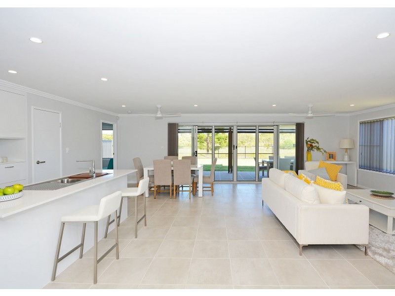 38 Honey Myrtle Close, Burrum Heads QLD 4659