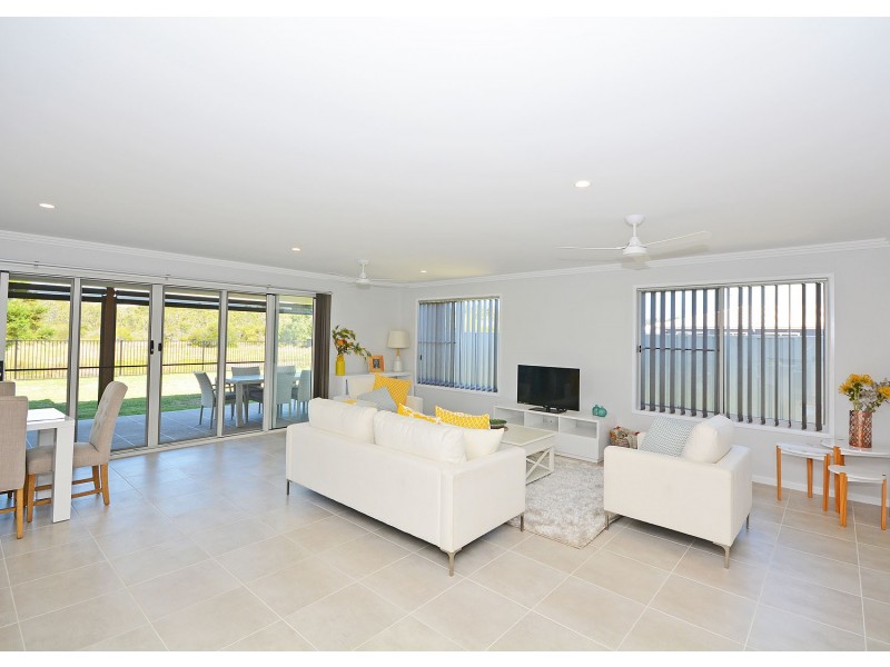 38 Honey Myrtle Close, Burrum Heads QLD 4659