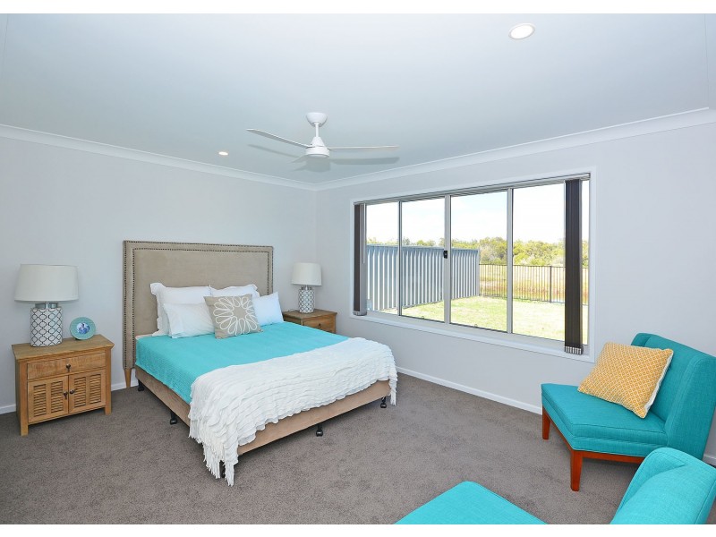 38 Honey Myrtle Close, Burrum Heads QLD 4659