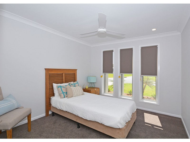 38 Honey Myrtle Close, Burrum Heads QLD 4659