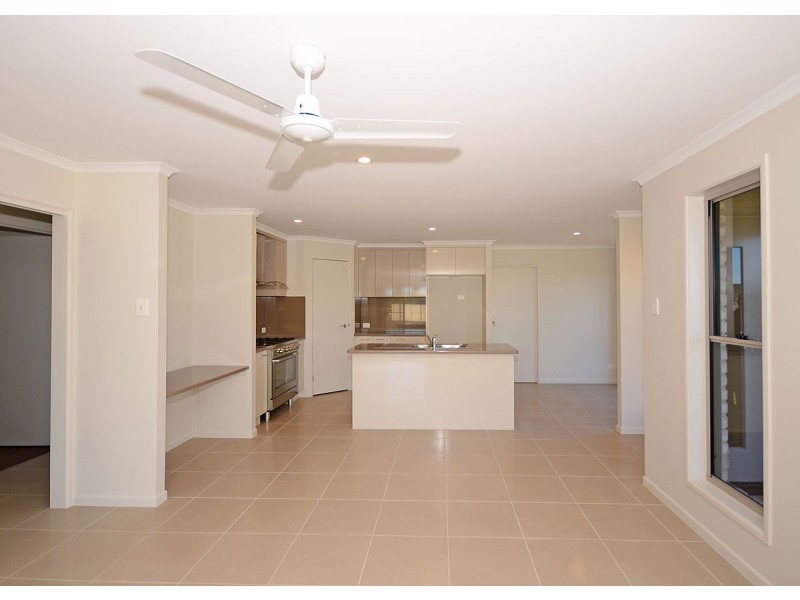 1 Lilly Pilly Drive, Burrum Heads QLD 4659