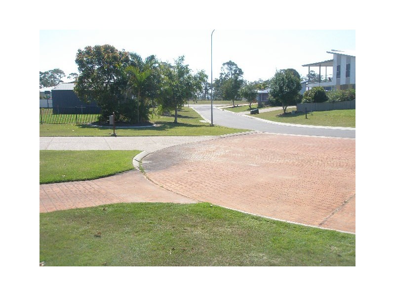 28 Traviston Way, Burrum Heads QLD 4659