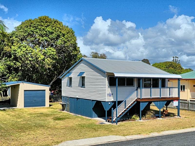 81 Burrum Street, Burrum Heads QLD 4659