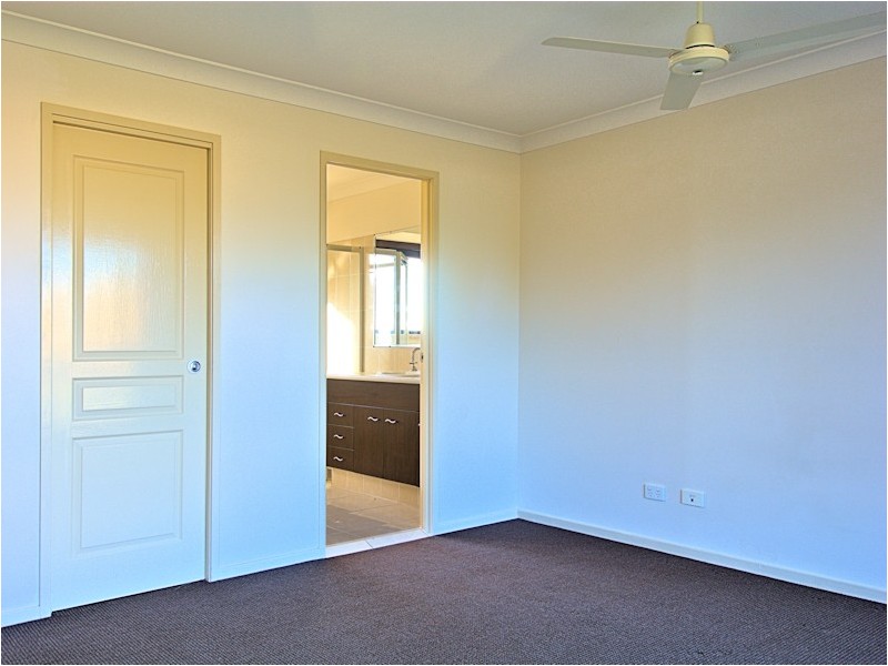 7 Sirenia Drive, Burrum Heads QLD 4659