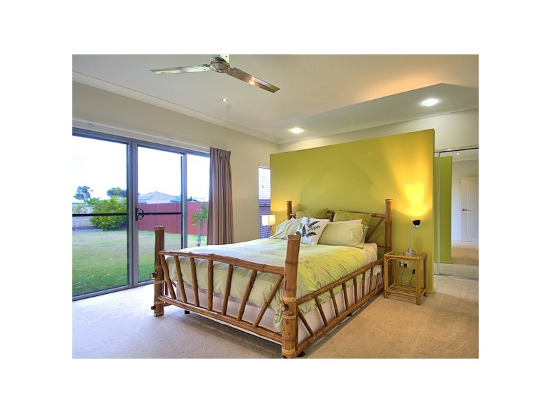 14 Traviston Way, Burrum Heads QLD 4659