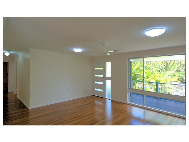 28 Kingfisher Pde, Toogoom QLD 4655